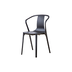 贝尔维尔休闲椅 Belleville Armchair