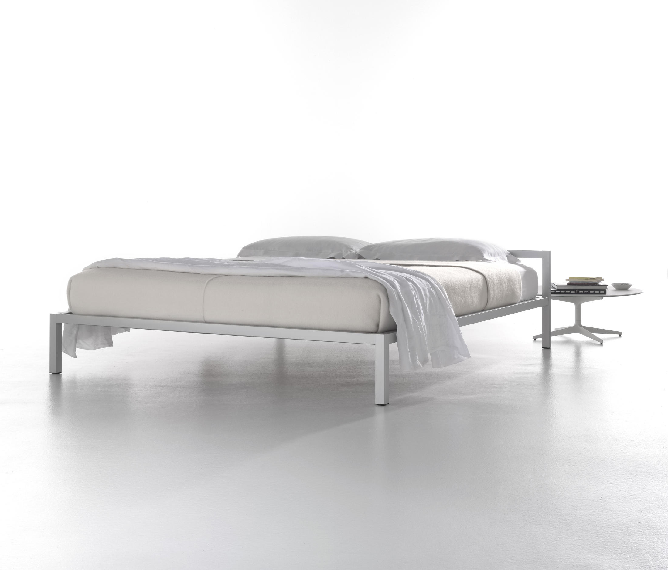 开云手机入口 - 卧室|床|办公家具|开云中国家具|ALUMINIUM BED 床